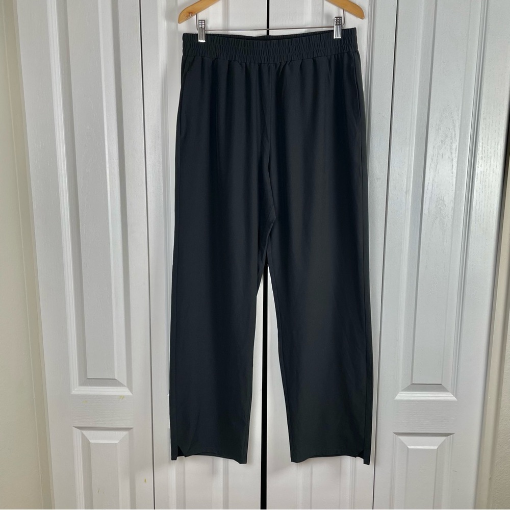Gilly Hicks Pull on Straight Leg Pants Women’s L Black Lightweight Gorpcore Goth